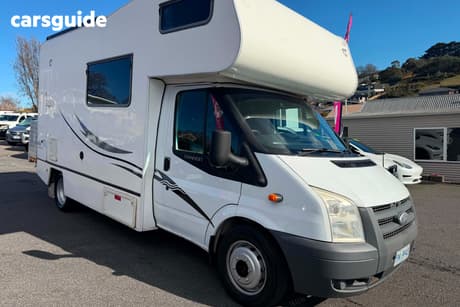 White 2006 Ford Transit Cab Chassis