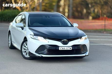 White 2019 Toyota Camry Sedan Ascent