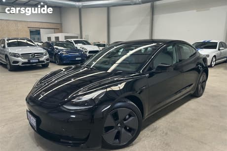 Black 2022 Tesla Model 3 Sedan Rear-Wheel Drive