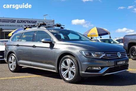 Grey 2015 Volkswagen Passat Wagon Alltrack