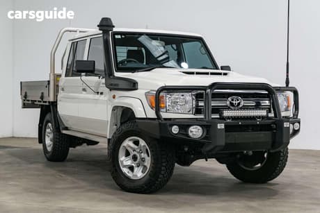 White 2022 Toyota Landcruiser Double Cab Chassis Gxl