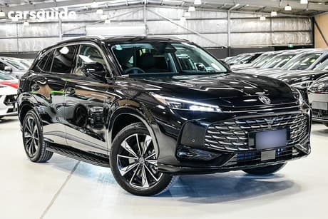 Black 2025 MG HS Wagon Essence