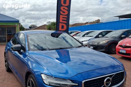 Blue 2019 Volvo S60 Sedan T5 R-Design