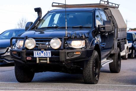 2013 Mitsubishi Triton Double Cab Utility Glx (4X4)