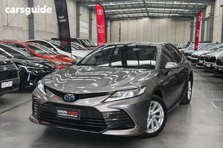 Silver 2024 Toyota Camry Sedan Ascent