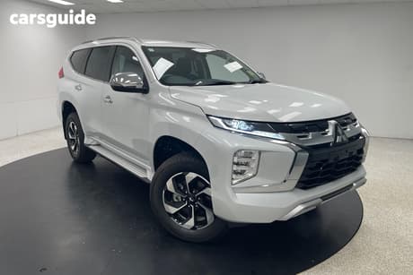 White 2025 Mitsubishi Pajero Sport Wagon Gls (4Wd) 7 Seat