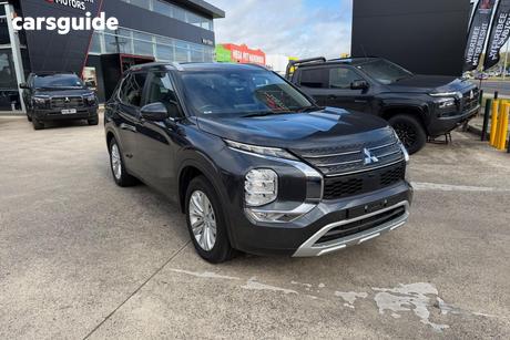 Grey 2024 Mitsubishi Outlander Wagon Ls 7 Seat (2Wd)