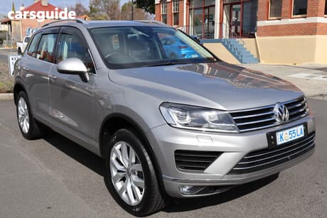 Silver 2015 Volkswagen Touareg Wagon V6 Tdi