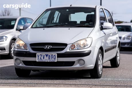 Silver 2010 Hyundai Getz Hatchback S