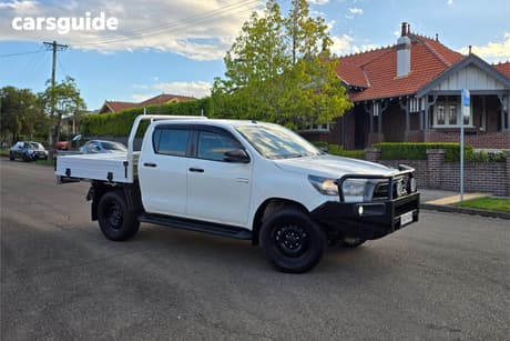 White 2021 Toyota Hilux Double Cab Chassis Sr (4X4)