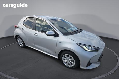 Silver 2022 Toyota Yaris Hatchback Sx Hybrid