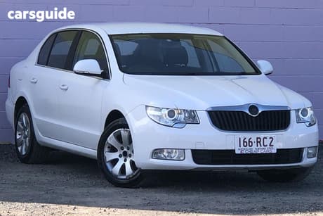 White 2012 Skoda Superb Sedan 118 Tsi Ambition