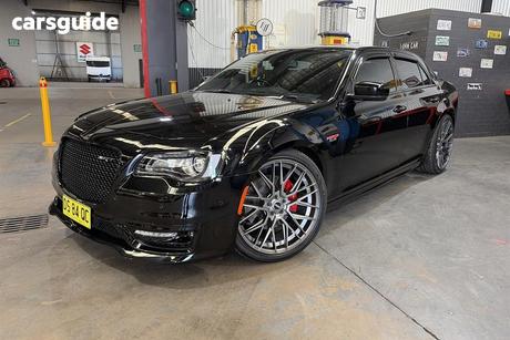 Black 2017 Chrysler 300 Sedan Srt Hyperblack