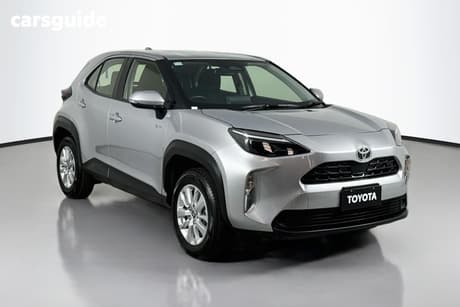 Silver 2025 Toyota YARIS CROSS HYBRID Hatch YARIS CROSS 2WD 1.5L HYB CVT GX