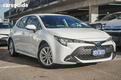 White 2024 Toyota Corolla Hatchback Ascent Sport