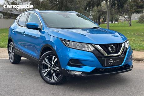 Blue 2020 Nissan Qashqai Wagon St-L