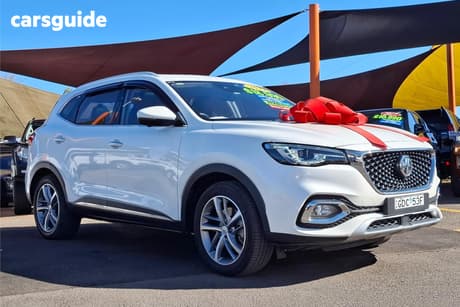 White 2022 MG HS Wagon Phev Essence