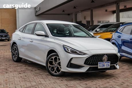White 2024 MG MG5 Sedan Vibe