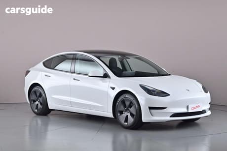 White 2022 Tesla Model 3 Sedan Rear-Wheel Drive