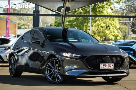 Grey 2023 Mazda 3 Hatchback G20 Evolve