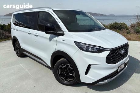 White 2024 Ford Tourneo Custom Wagon Active (Swb)
