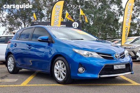 Blue 2013 Toyota Corolla Hatchback Ascent Sport