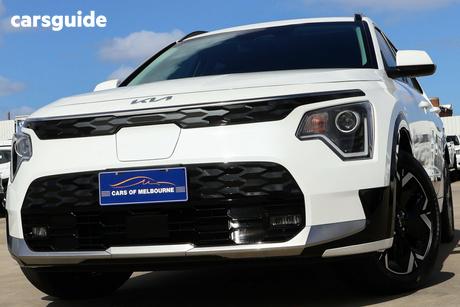 White 2023 Kia Niro Wagon Ev S