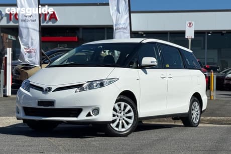 White 2014 Toyota Tarago Wagon Gli