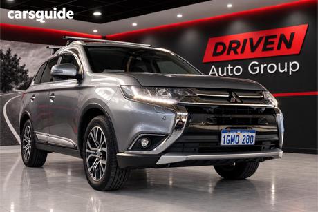 Grey 2017 Mitsubishi Outlander Wagon Exceed 7 Seat (Awd)