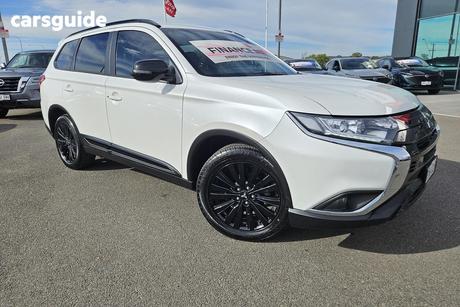 White 2021 Mitsubishi Outlander Wagon Black Edition 7 Seat (2Wd)
