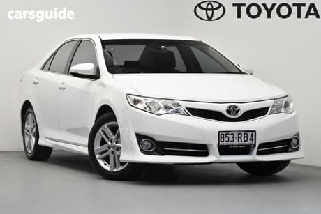 White 2012 Toyota Camry Sedan Atara R Se