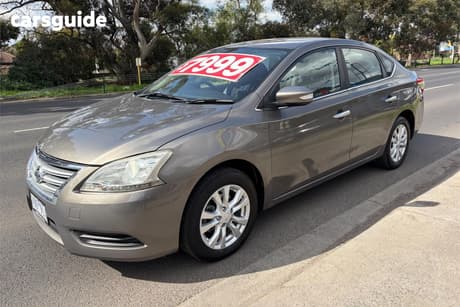 Silver 2013 Nissan Pulsar Sedan St
