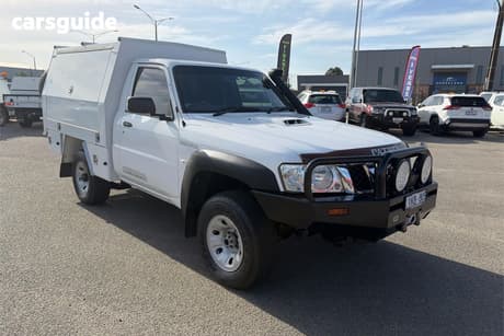 White 2012 Nissan Patrol Leaf Cab Chassis Dx (4X4)