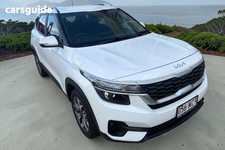 White 2021 Kia Seltos Wagon Sport (Fwd)