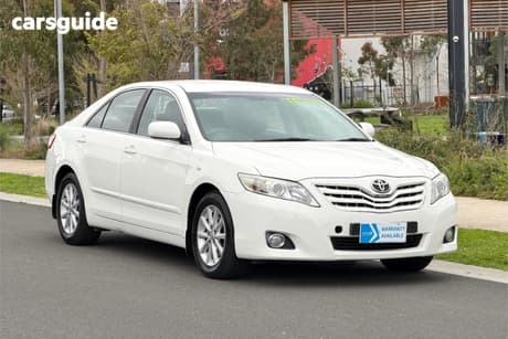 White 2010 Toyota Camry Sedan Ateva