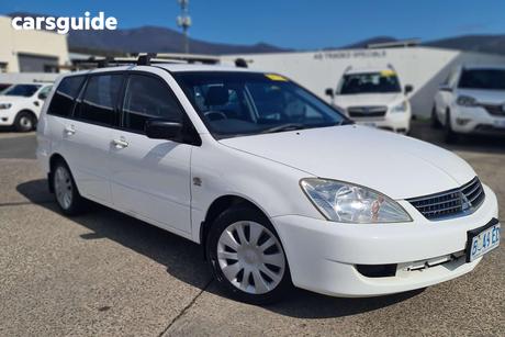 White 2007 Mitsubishi Lancer Wagon Es
