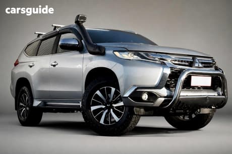 Silver 2017 Mitsubishi Pajero Sport Wagon Gls (4X4) 7 Seat