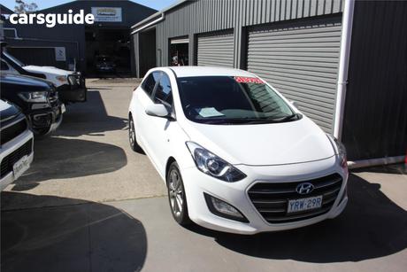 White 2016 Hyundai I30 Hatchback Sr Premium