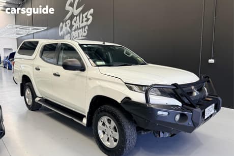 White 2021 Mitsubishi Triton Double Cab Pick Up Glx+ (4X4)