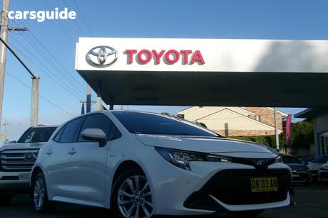 White 2024 Toyota Corolla Hatchback Ascent Sport Hybrid