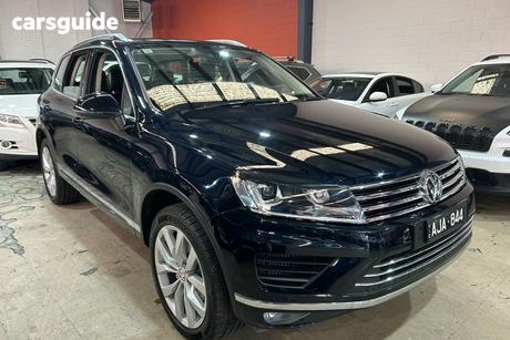 Blue 2016 Volkswagen Touareg Wagon V6 Tdi
