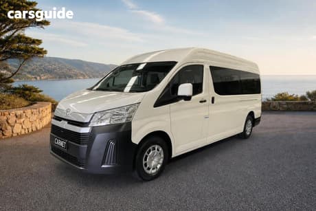 White 2020 Toyota HiAce Bus Slwb Commuter (12 Seats)