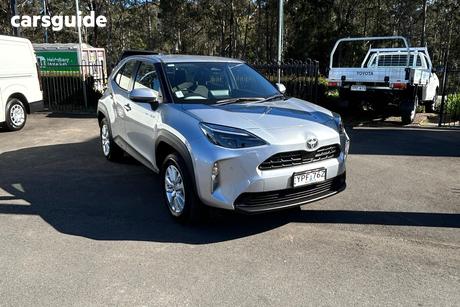 Silver 2025 Toyota Yaris Cross Wagon Gx Hybrid