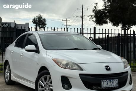 White 2012 Mazda 3 Sedan Maxx Sport