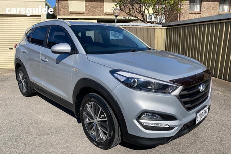 Silver 2015 Hyundai Tucson Wagon Active X (Fwd)