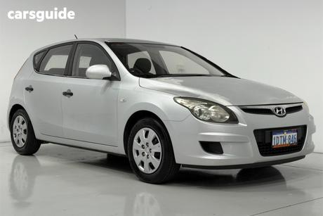 Silver 2011 Hyundai I30 Hatchback Sx 1.6 Crdi