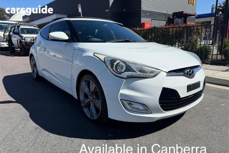 White 2013 Hyundai Veloster Coupe +