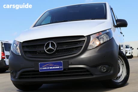 White 2020 Mercedes-Benz Vito Crew Cab Van 119 Cdi Lwb