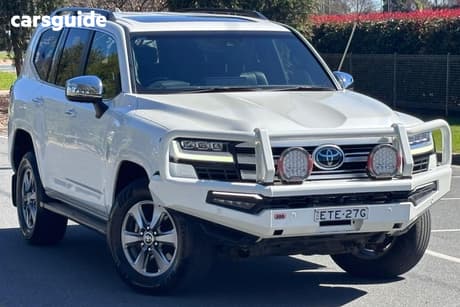 White 2022 Toyota Landcruiser Wagon Lc300 Sahara (4X4)