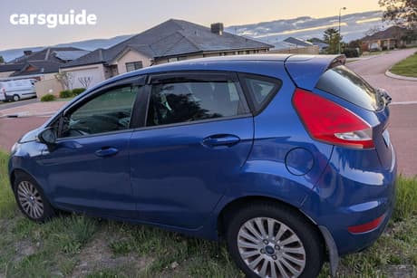 Blue 2012 Ford Fiesta Hatchback Lx